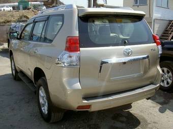 2010 Toyota Land Cruiser Prado Photos