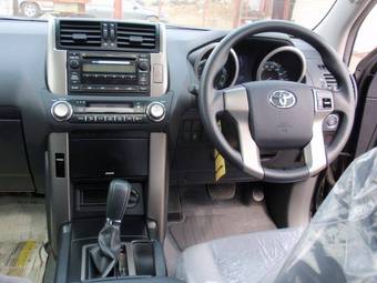 2010 Toyota Land Cruiser Prado Pictures