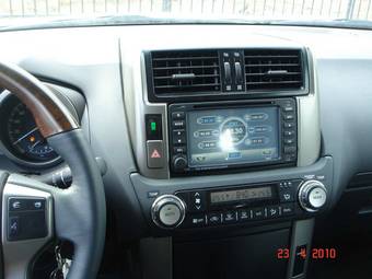 2010 Toyota Land Cruiser Prado Pictures