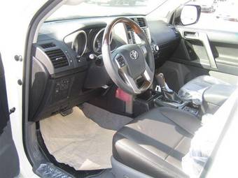 2010 Toyota Land Cruiser Prado Images
