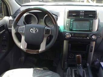 2010 Toyota Land Cruiser Prado Pics