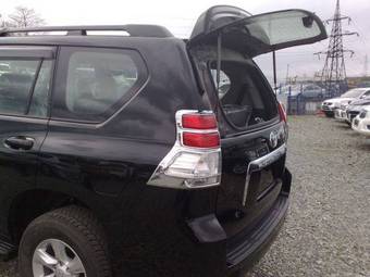 2010 Toyota Land Cruiser Prado Pictures