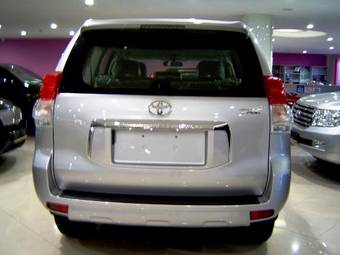 2010 Toyota Land Cruiser Prado Photos