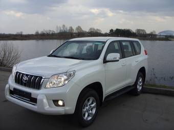 2010 Toyota Land Cruiser Prado Photos