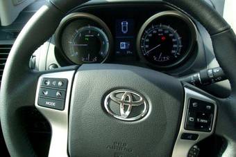 2010 Toyota Land Cruiser Prado Pictures