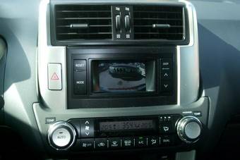 2010 Toyota Land Cruiser Prado Pictures