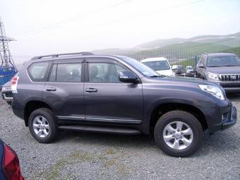 2010 Toyota Land Cruiser Prado Pictures