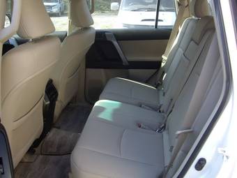 2010 Toyota Land Cruiser Prado Pictures