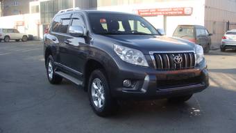 2010 Toyota Land Cruiser Prado Photos