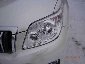 2010 Toyota Land Cruiser Prado Pictures