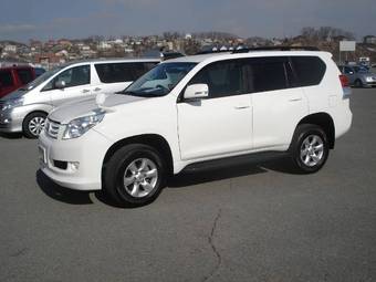 2010 Toyota Land Cruiser Prado Photos