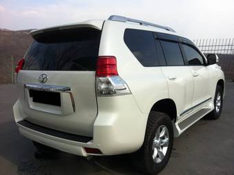 2010 Toyota Land Cruiser Prado Images