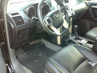 2010 Toyota Land Cruiser Prado Pictures