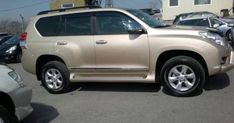 2010 Toyota Land Cruiser Prado Images