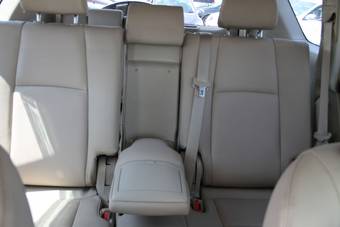 2010 Toyota Land Cruiser Prado Pictures