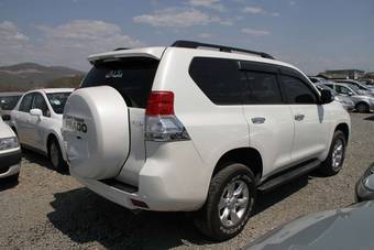2010 Toyota Land Cruiser Prado Pictures