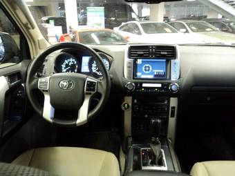2010 Toyota Land Cruiser Prado Images