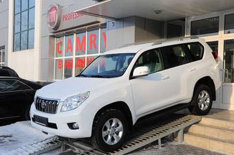 2011 Toyota Land Cruiser Prado Pictures