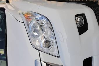 2011 Toyota Land Cruiser Prado Photos