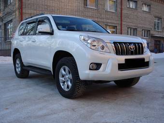 2011 Toyota Land Cruiser Prado Pictures