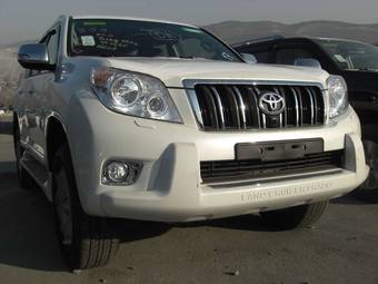 2011 Toyota Land Cruiser Prado Photos