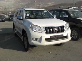 2011 Toyota Land Cruiser Prado Photos