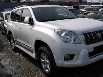 2011 Toyota Land Cruiser Prado Photos