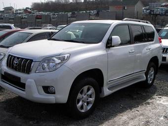 2011 Toyota Land Cruiser Prado Photos