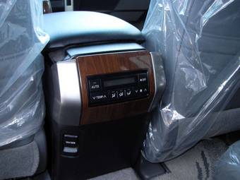 2011 Toyota Land Cruiser Prado Images