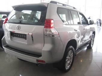 2011 Toyota Land Cruiser Prado Photos