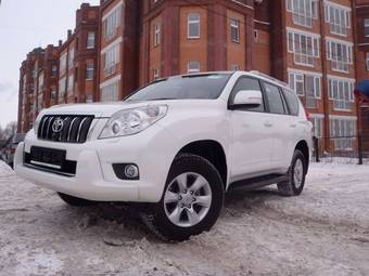 2011 Toyota Land Cruiser Prado Photos