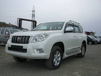 2011 Toyota Land Cruiser Prado Photos