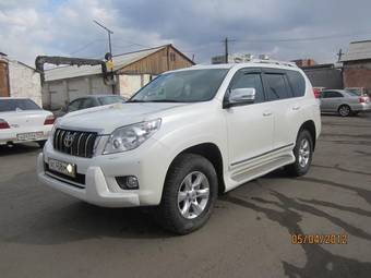 2011 Toyota Land Cruiser Prado Photos