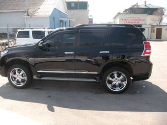 2011 Toyota Land Cruiser Prado Photos