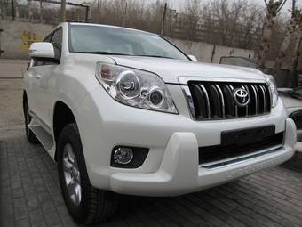 2011 Toyota Land Cruiser Prado Pictures