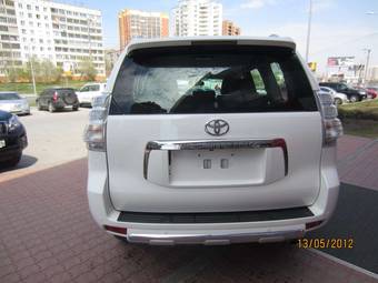 2011 Toyota Land Cruiser Prado Pictures