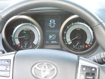 2011 Toyota Land Cruiser Prado Pictures