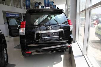 2011 Toyota Land Cruiser Prado Pictures