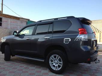 2011 Toyota Land Cruiser Prado Photos