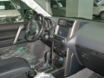 2012 Toyota Land Cruiser Prado Photos