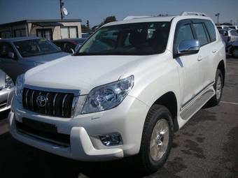 2012 Toyota Land Cruiser Prado Pictures