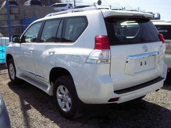 2012 Toyota Land Cruiser Prado Pictures