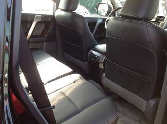 2012 Toyota Land Cruiser Prado Pictures
