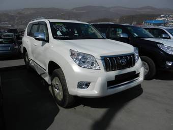 2012 Toyota Land Cruiser Prado Photos