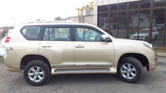 2012 Toyota Land Cruiser Prado Images