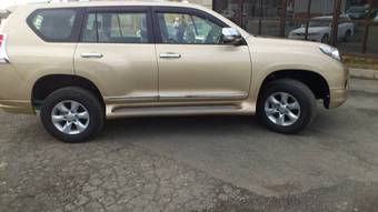 2012 Toyota Land Cruiser Prado Pictures