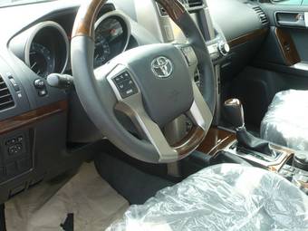 2012 Toyota Land Cruiser Prado Pics
