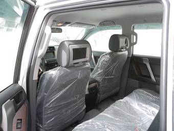 2012 Toyota Land Cruiser Prado Pictures