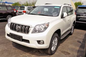 2012 Toyota Land Cruiser Prado Photos