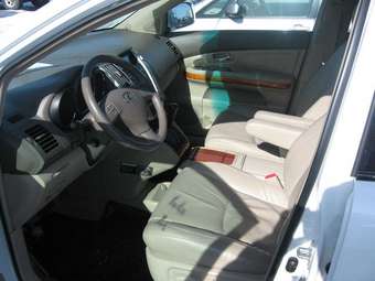 2003 Toyota Lexus Photos